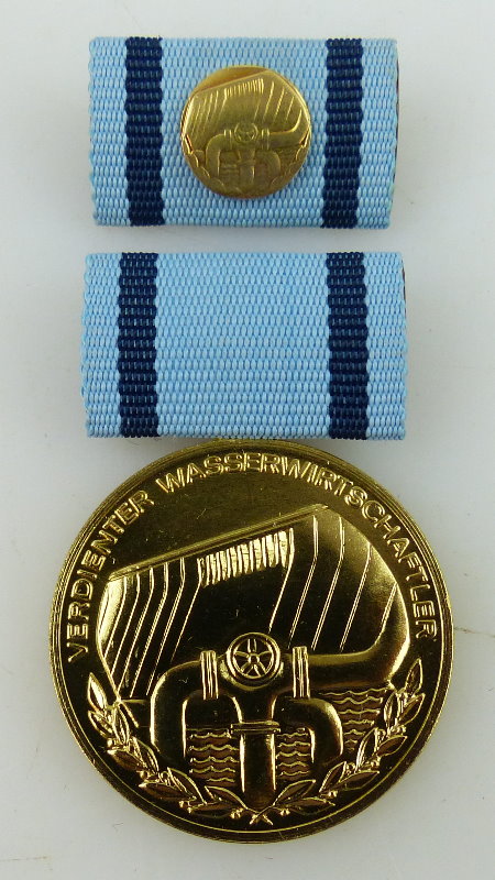 Verdienter-Wasserwirtschaftler-der-DDR-vgl-Band-I-Nr-114b-1985-90-Orden1353.jpg