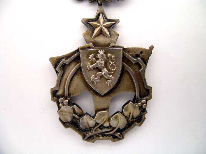 Rad Červenej zástavy práce ČSR, Ag 900, Zukov, obr. 4.jpg