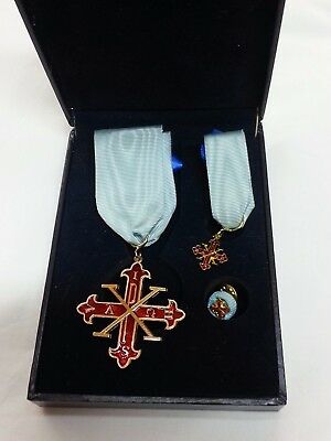 Completo-Medaglia-Grande-Piccola-E-Rosetta-Ordine-Costantiniano.jpg