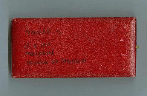 Cs. med. Za Chrabrost, lond. vydanie, orig. angl. etue, J. Truhlar, obr. 6.jpg