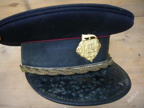 čiapka_dôstojník.jpg