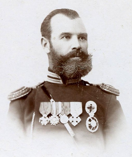 Bohorodička na uniformě.jpg