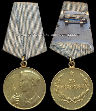 Medaljo%2520za%2520hrabrost-ruska.jpg