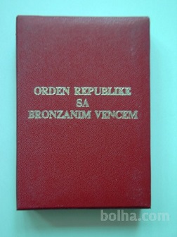 -kutija-ordena-republike-sa-bronzanim-vencem_523335e783154.jpg