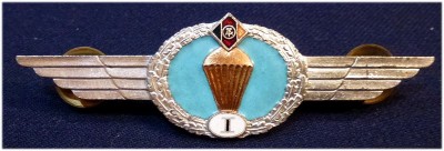 DDR - Klassifizierungsspange für Angehörige des Fallschirmdienstes St 1 1 1.jpg