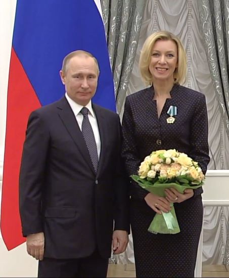 C3Fy1woW8AAEdES - 2.jpg