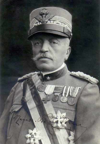 Italyanskij-marshal-graf-Luidzhi-Kadorna-ital.-Luigi-Cadorna-1850-1928.-Primer-nosheniya-pamyatnoj-medali-italo-avstrijskoj-vojny-1915-1918-s-chetyrmya-plankami-na-lente-1915-1916-1917-i-1918-..jpg