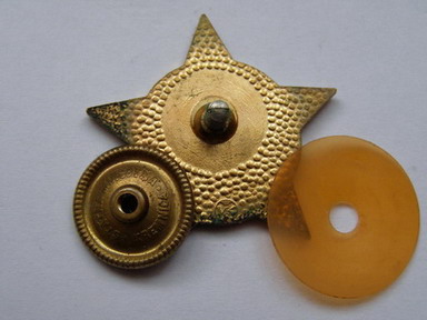 Pam. odznak Dobrovoľná handlovská rota, obr. 2.jpg