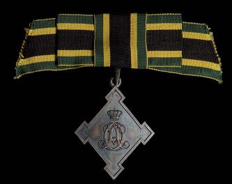 dekorace na dámské stuze.JPG