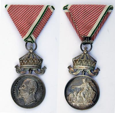 stříbrná mrdaile s korunou.JPG