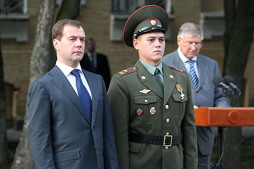 Dmitry_Medvedev_18_August_2008-3.jpg