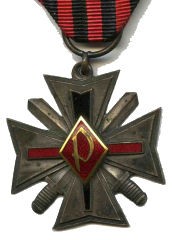 fi-award-piktaranta-cross_1_.jpg