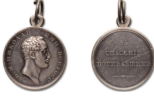 starší portrét s knírem.png