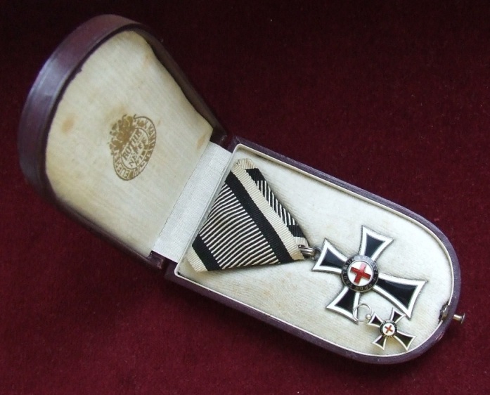 mariansky komplet.JPG