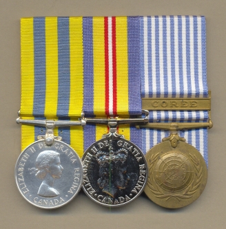 spona kanadského vojáka.jpg