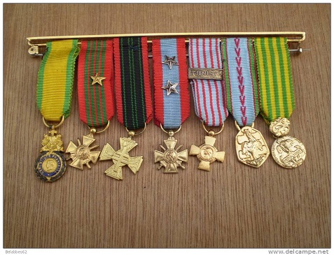 moderní řetízek s mini a našim křížem.jpg