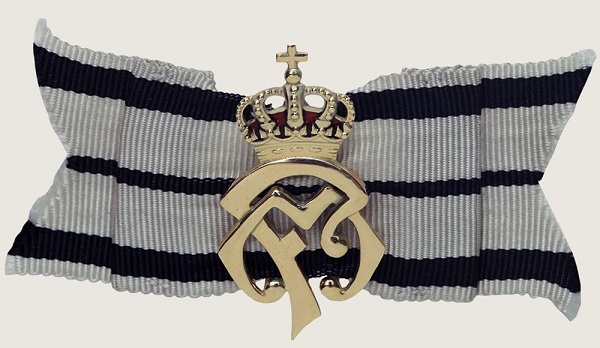 Protocol_brooch_1.jpg